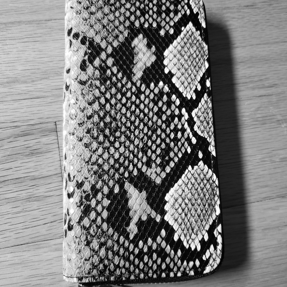 Snake Skin Print Wallet